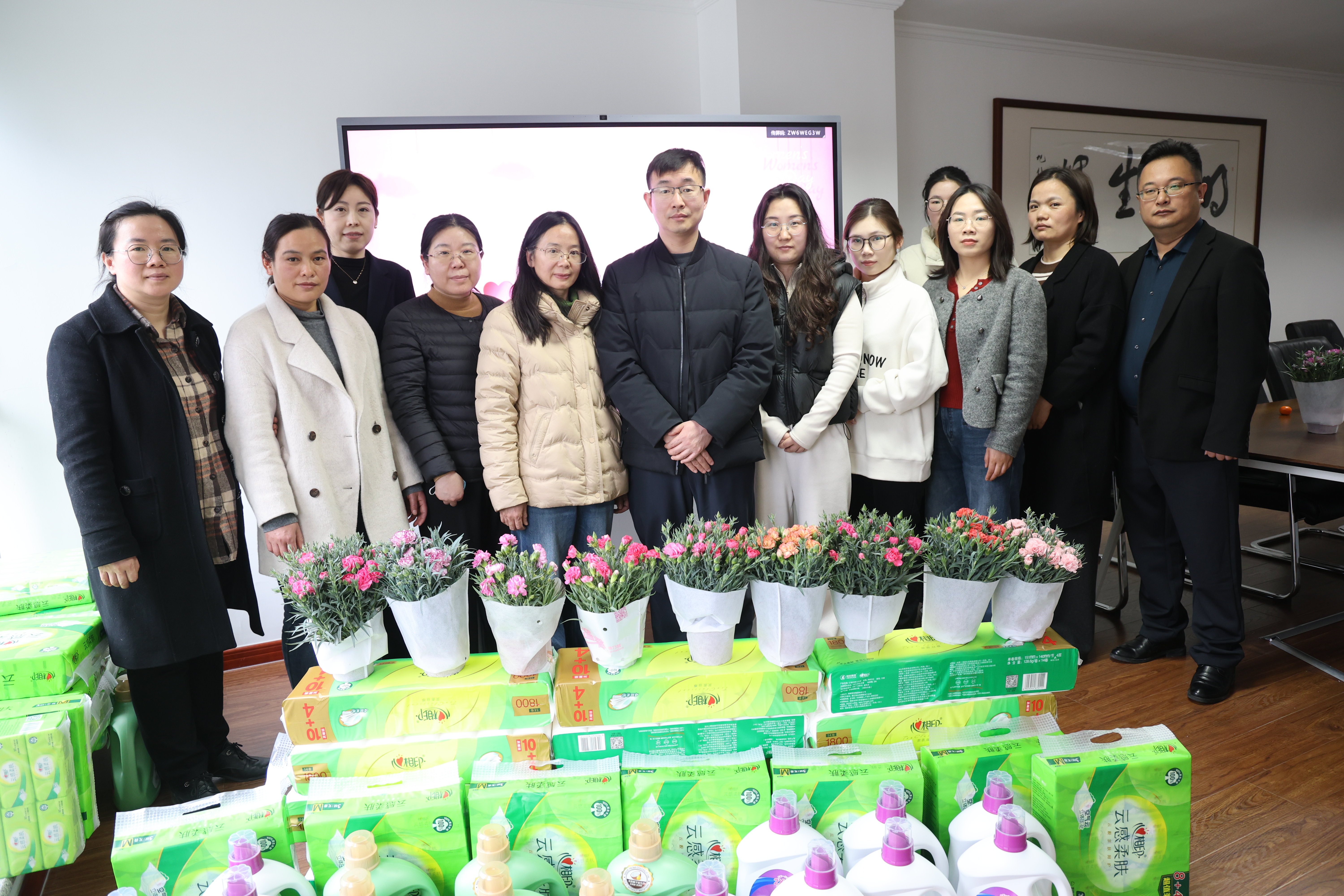 E12A5775.JPG E12A5775.JPG